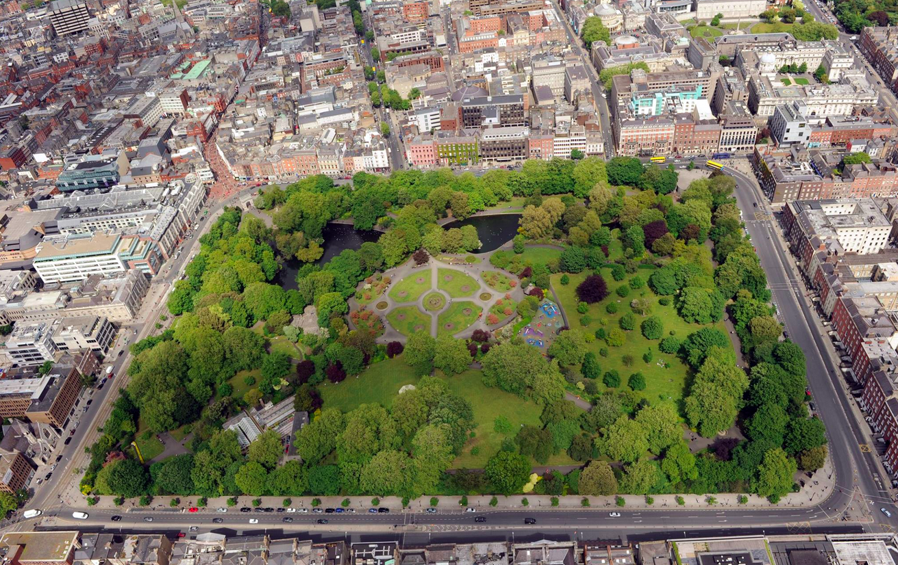 Great aerial shoot by Irish Air Corps of St Stephen's Green, Dublin
